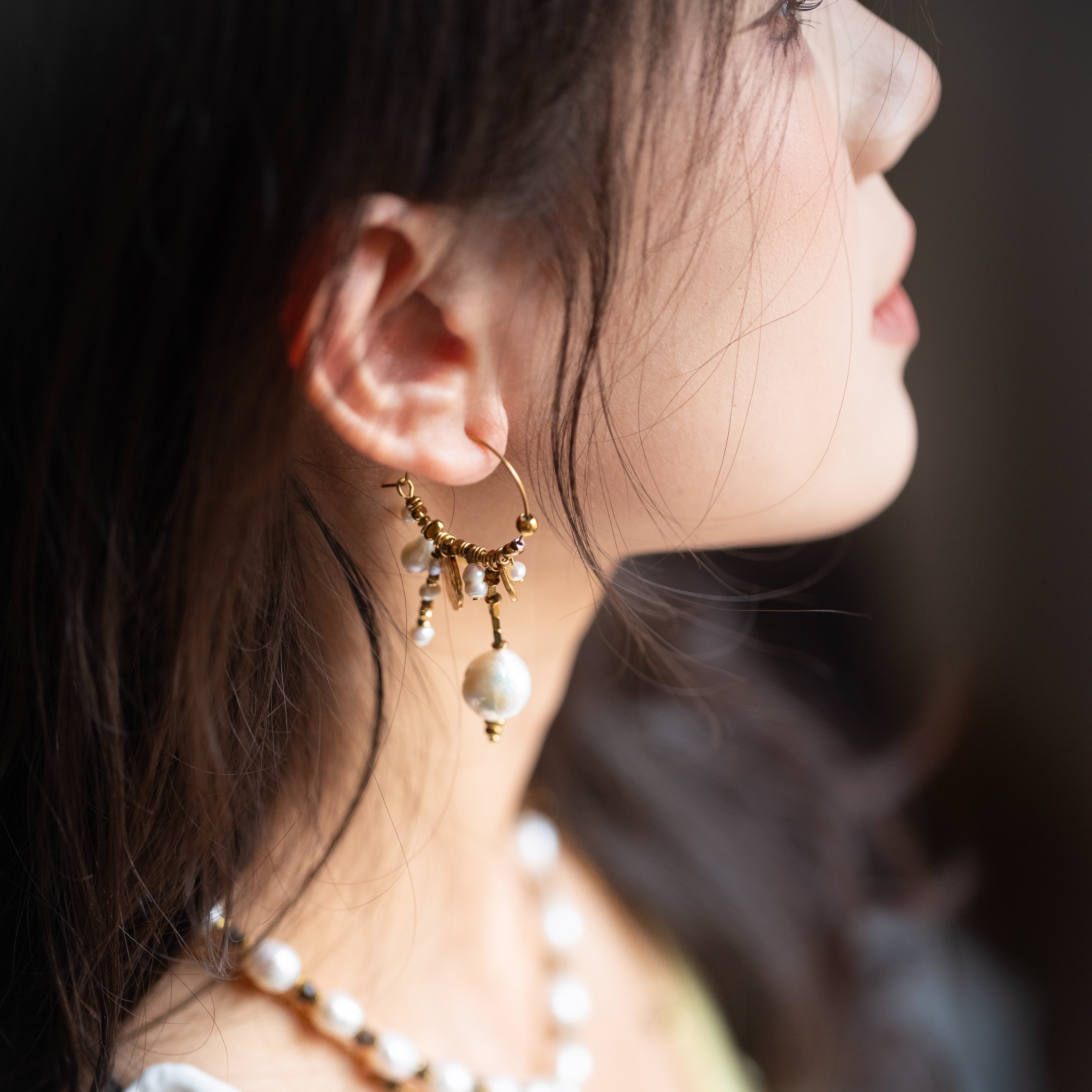 Nomad Pearl Hoops