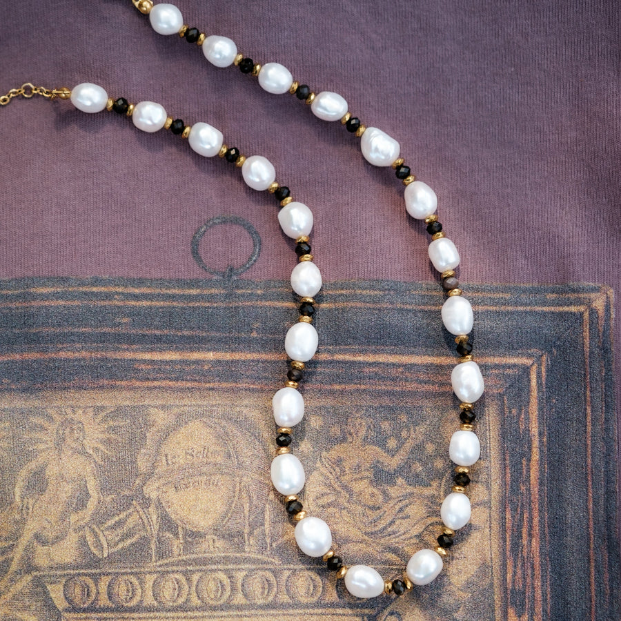 Midnight Pearl Jewelry