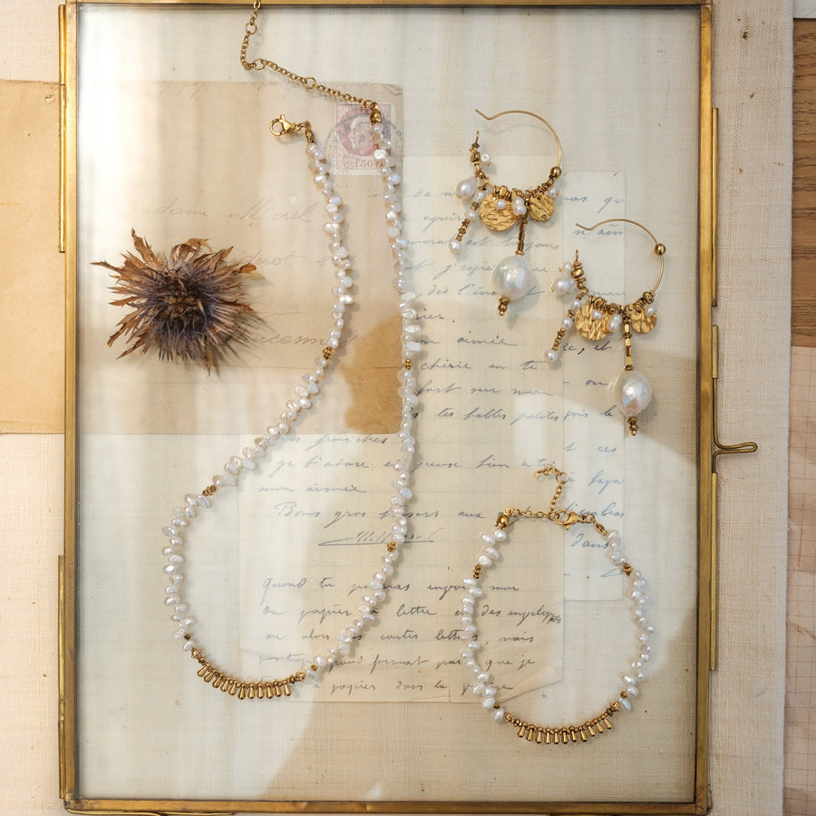 Golden Tide Pearl Necklace & Bracelet
