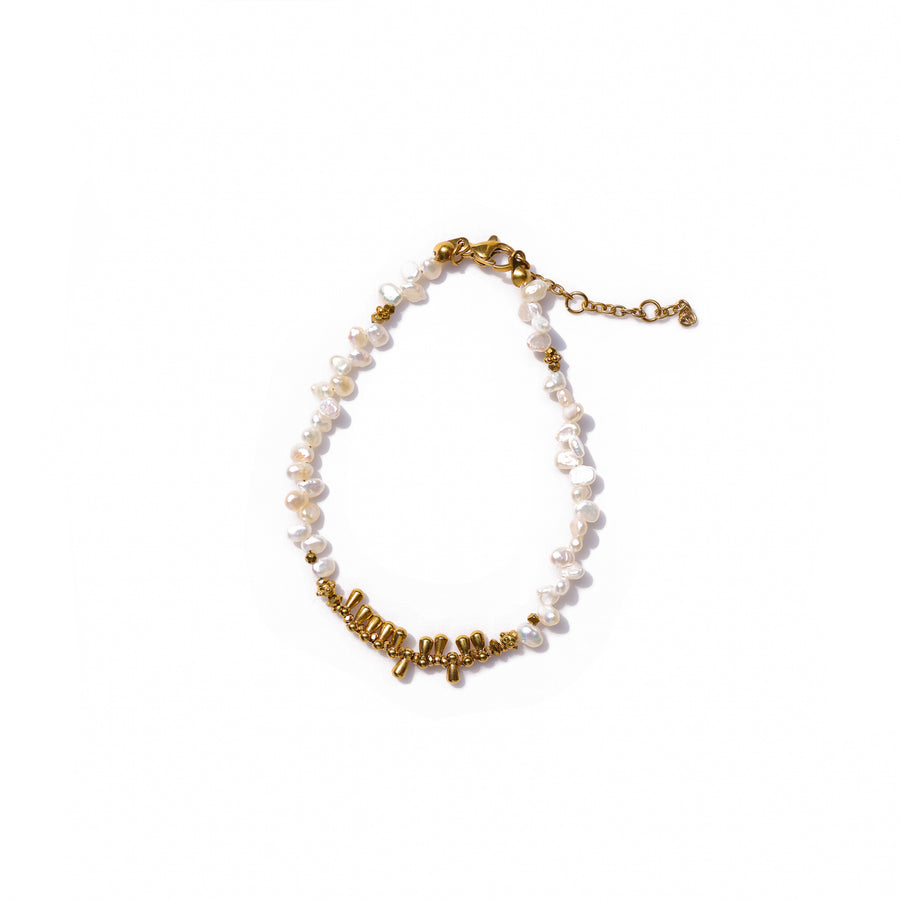 Golden Tide Pearl Necklace & Bracelet